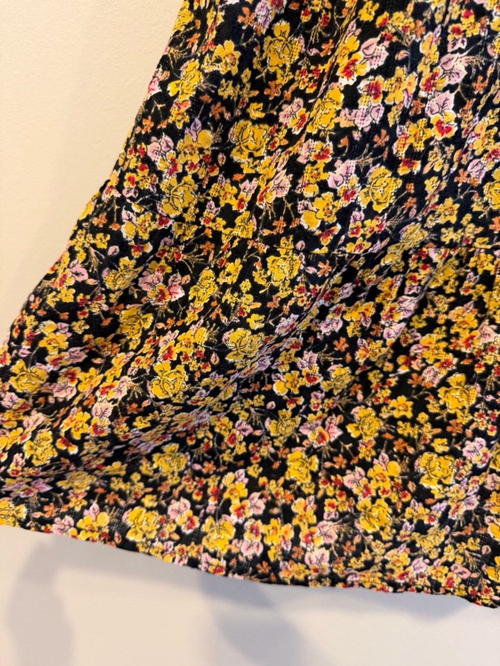 Piper and Scoot Black Floral V-Neck Dress with pockets Size small - Picture 6 of 11